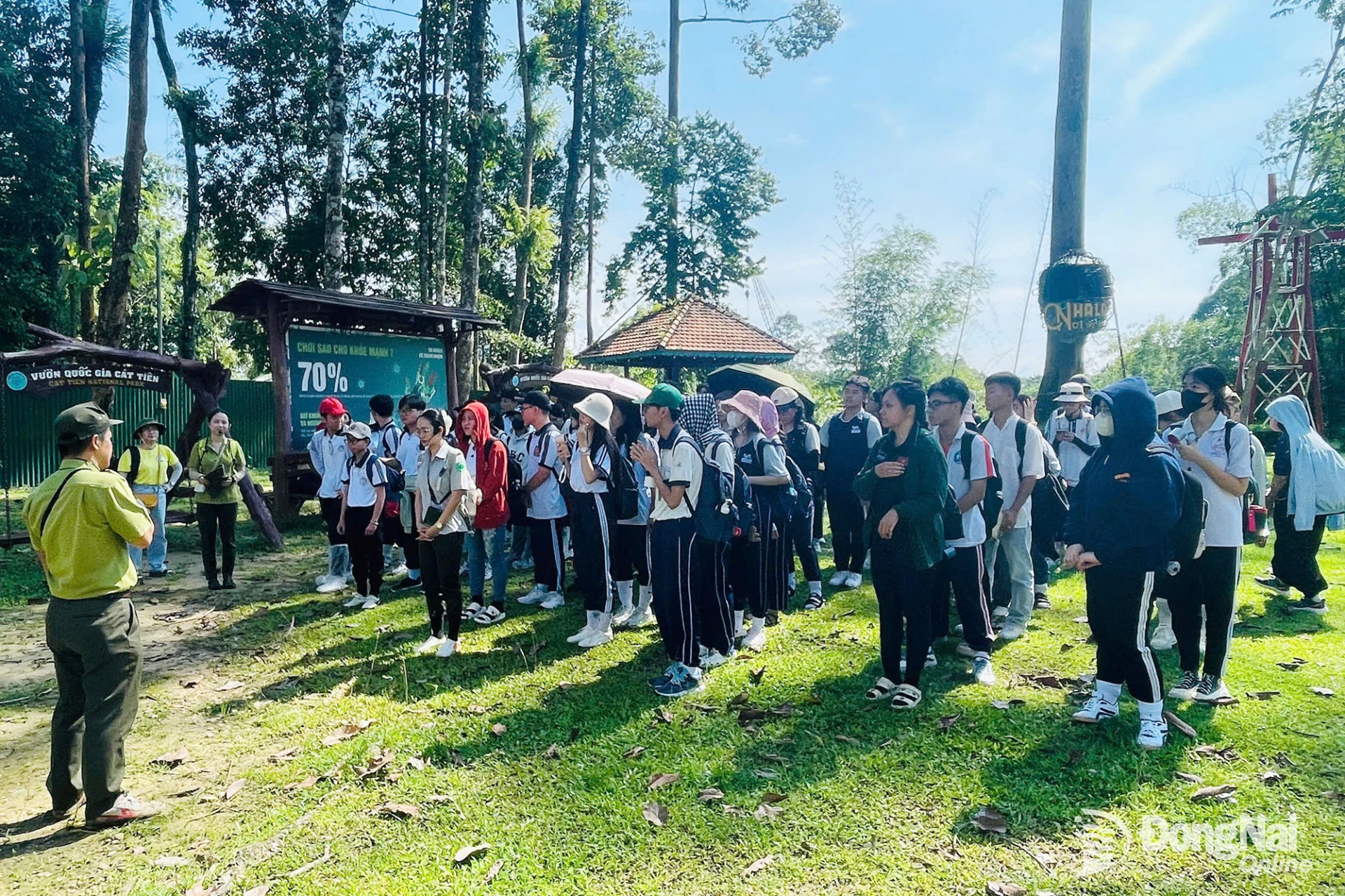 Students learn about biodiversity at Cat Tien National Park. Photo: Hoang Loc.

