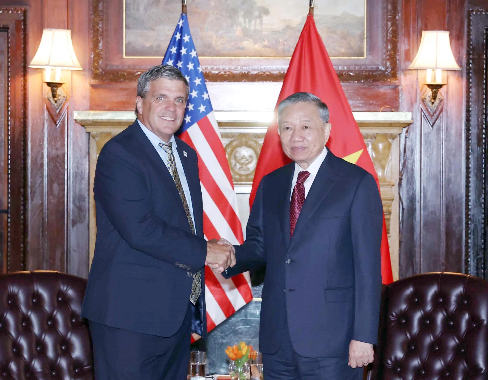 Tổng Bí thư, Chủ tịch nước Tô Lâm tiếp ông Thomas R.Hardy, quyền Giám đốc Cơ quan Phát triển và Thương mại Hoa Kỳ (USTDA). Ảnh: TTXVN