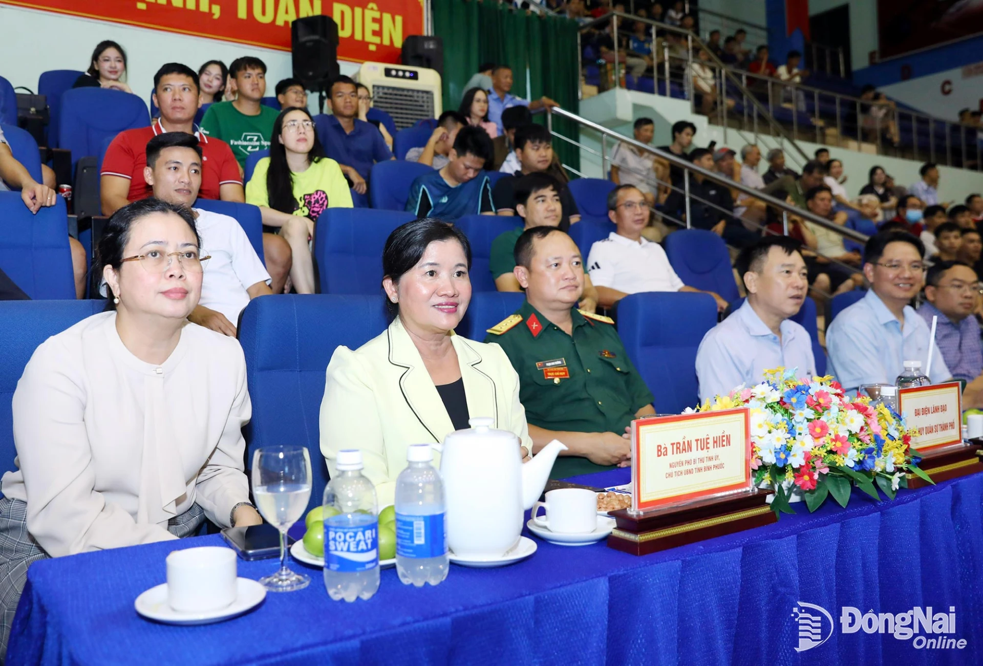 Delegates watch the Dong Nai City team’s match against Ho Chi Minh City. Photo: Huy Anh

