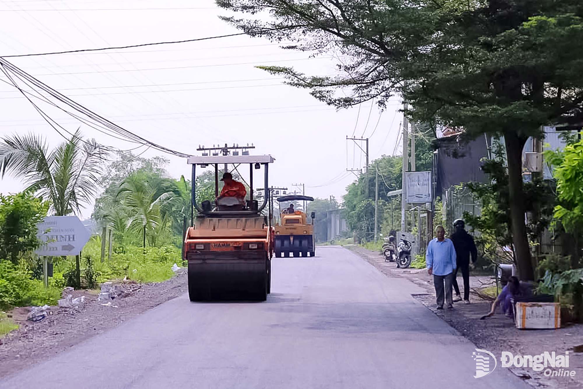  Một tuyến đường tại xã Bình Minh hoàn thành đưa vào sử dụng. Ảnh: Thanh Tâm
