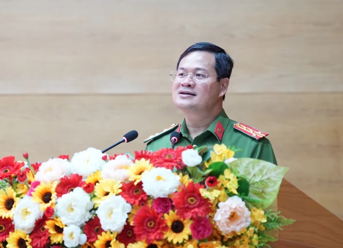 Tuyên truyền, phổ biến nghị quyết của Chính phủ về cắt giảm thủ tục hành chính trong lĩnh vực phòng cháy chữa cháy, cứu nạn, cứu hộ