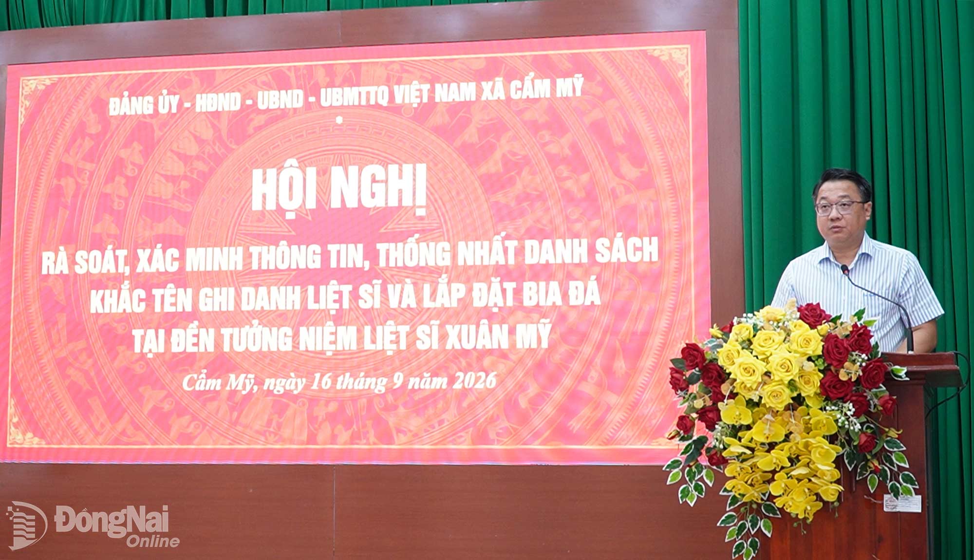 Thành ủy viên, Bí thư Đảng ủy, Chủ tịch HĐND xã Đỗ Khôi Nguyên phát biểu tại hội nghị. Ảnh: Đinh Tài