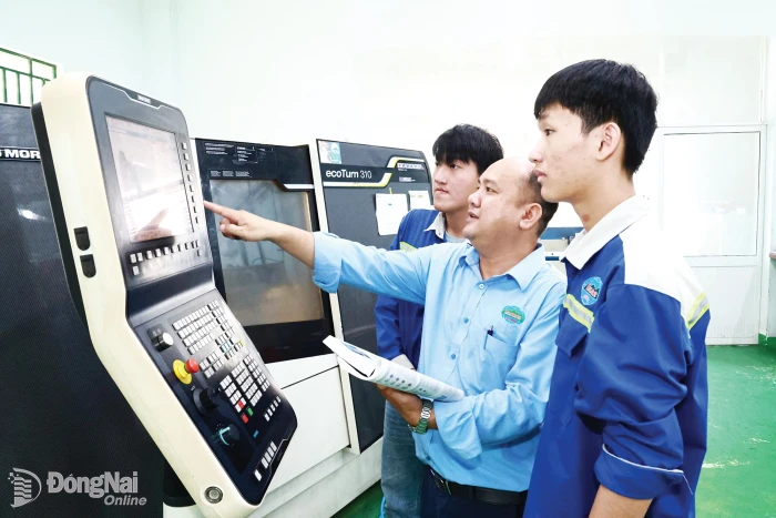 Sustainable development in Dong Nai: Education infrastructure must lead the way
