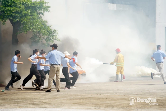 Công an thành phố Đồng Nai phối hợp diễn tập phương án chữa cháy, cứu nạn, cứu hộ