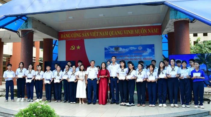 Triển khai hoạt động dân vận ‘Cảnh sát biển với đồng bào dân tộc, tôn giáo’
