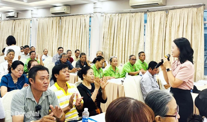Voluntary social insurance helps secure pensions and healthcare in old age