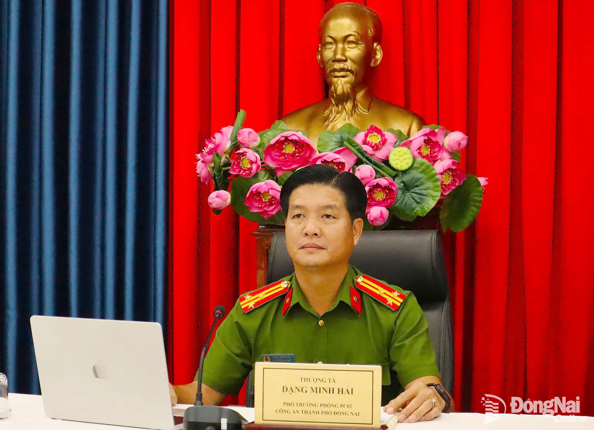 Thượng tá Đặng Minh Hải, Phó Trưởng phòng Cảnh sát điều tra tội phạm về trật tự xã hội, Công an thành phố Đồng Nai triển khai những nội dung mới, cốt lõi của Luật Tư pháp người chưa thành niên năm 2024. Ảnh: CTV