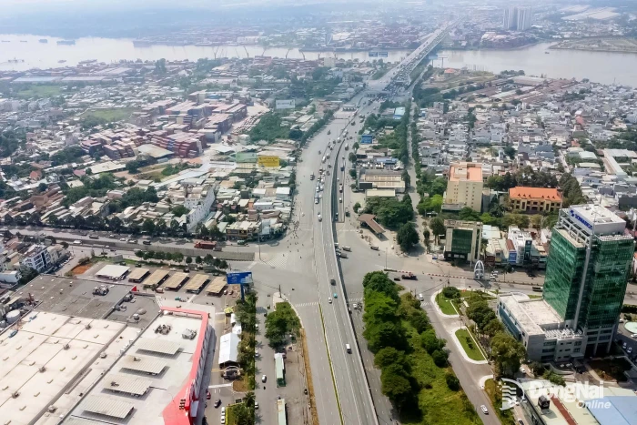 Three groups of businesses eligible for one-year rent exemption on public property