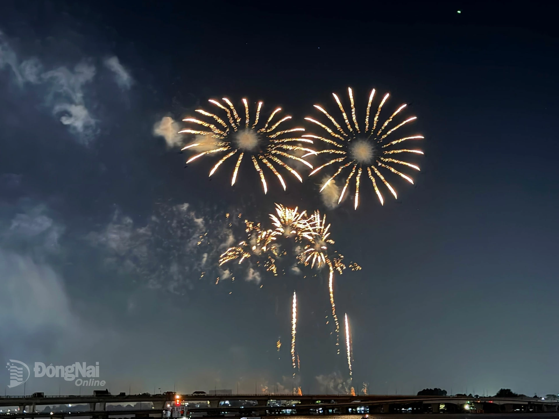 Fireworks light up the sky over Tran Bien ward. Photo: Cong Nghia


