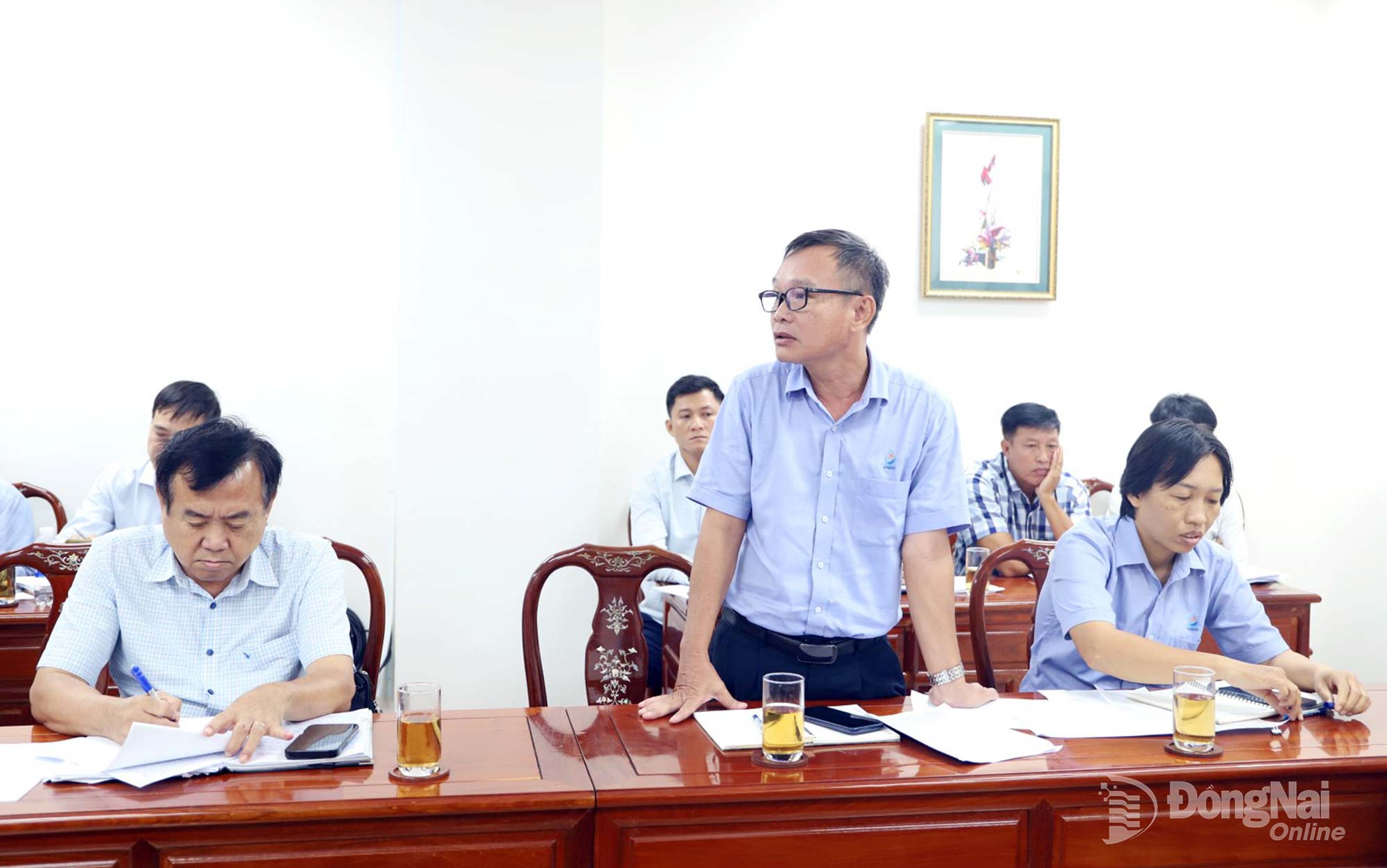 Nhà đầu tư dự án cấp nước tập trung kiến nghị về những khó khăn tại buổi làm việc. Ảnh: B.Nguyên