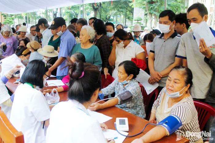 Free health checkups and medicines provided to 2,700 disadvantaged people, persons with disabilities and orphans