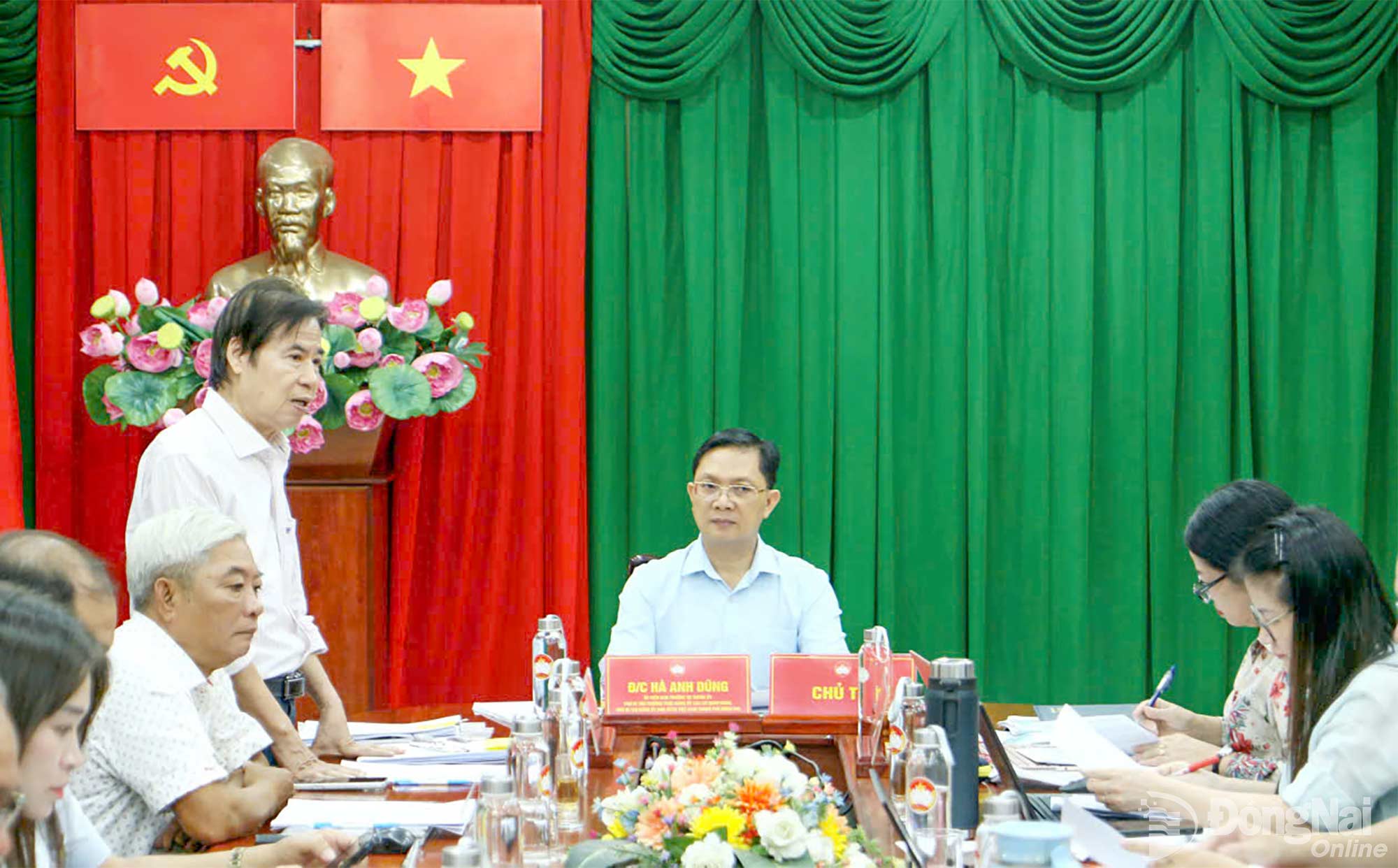 Chủ tịch Hội Văn học Nghệ thuật thành phố Đồng Nai Giang Mạnh Hà phát biểu tại buổi giám sát. Ảnh: Văn Truyên