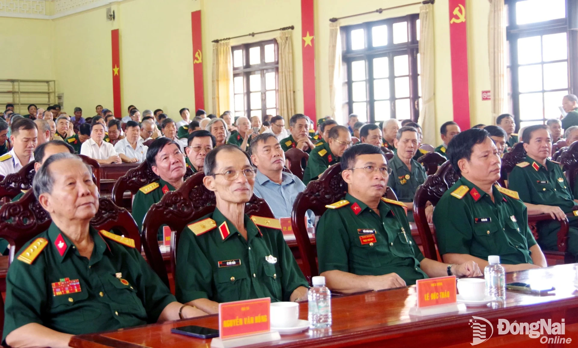 Các đại biểu dự họp mặt. Ảnh: Nguyễn Hùng
