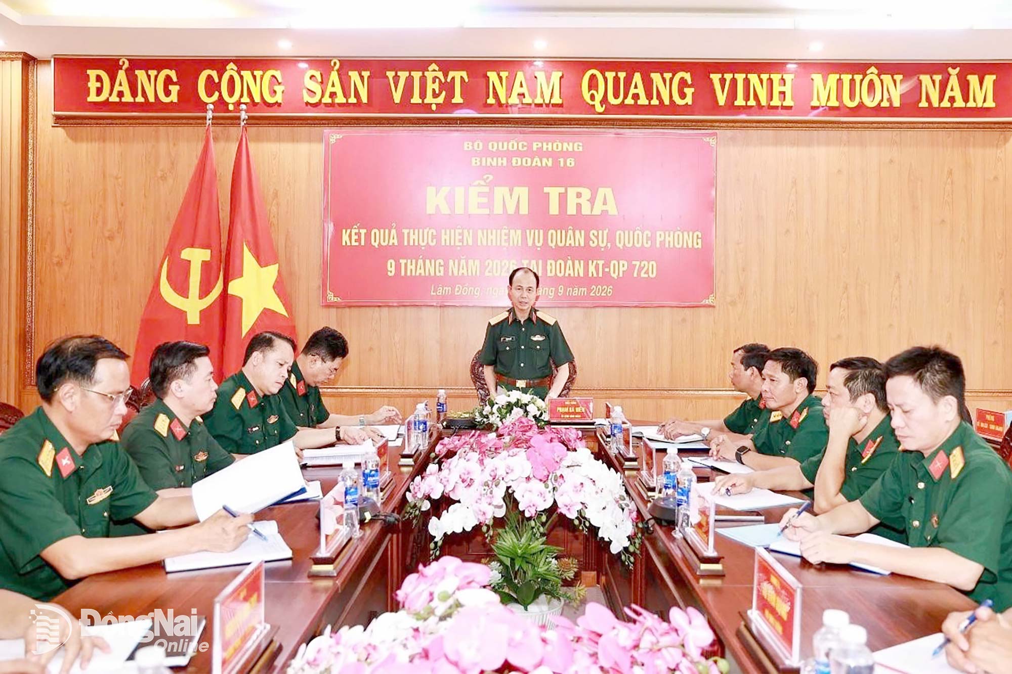 Thiếu tướng Phạm Bá Hiền, Tư lệnh Binh đoàn 16, kết luận nội dung kiểm tra tại Đoàn KT-QP 720. 