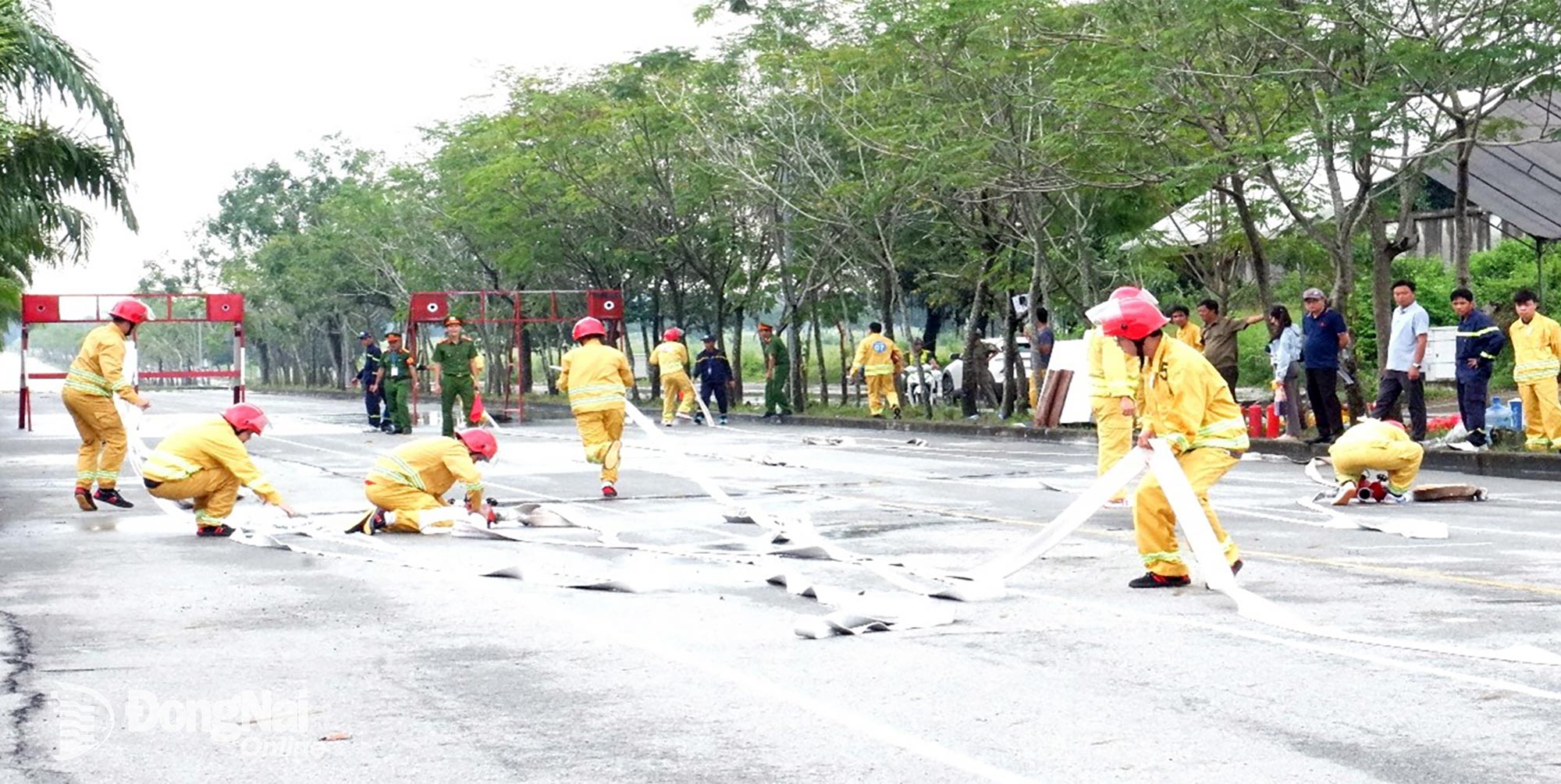 Các đội tham gia hội thao. Ảnh: Tiến Công