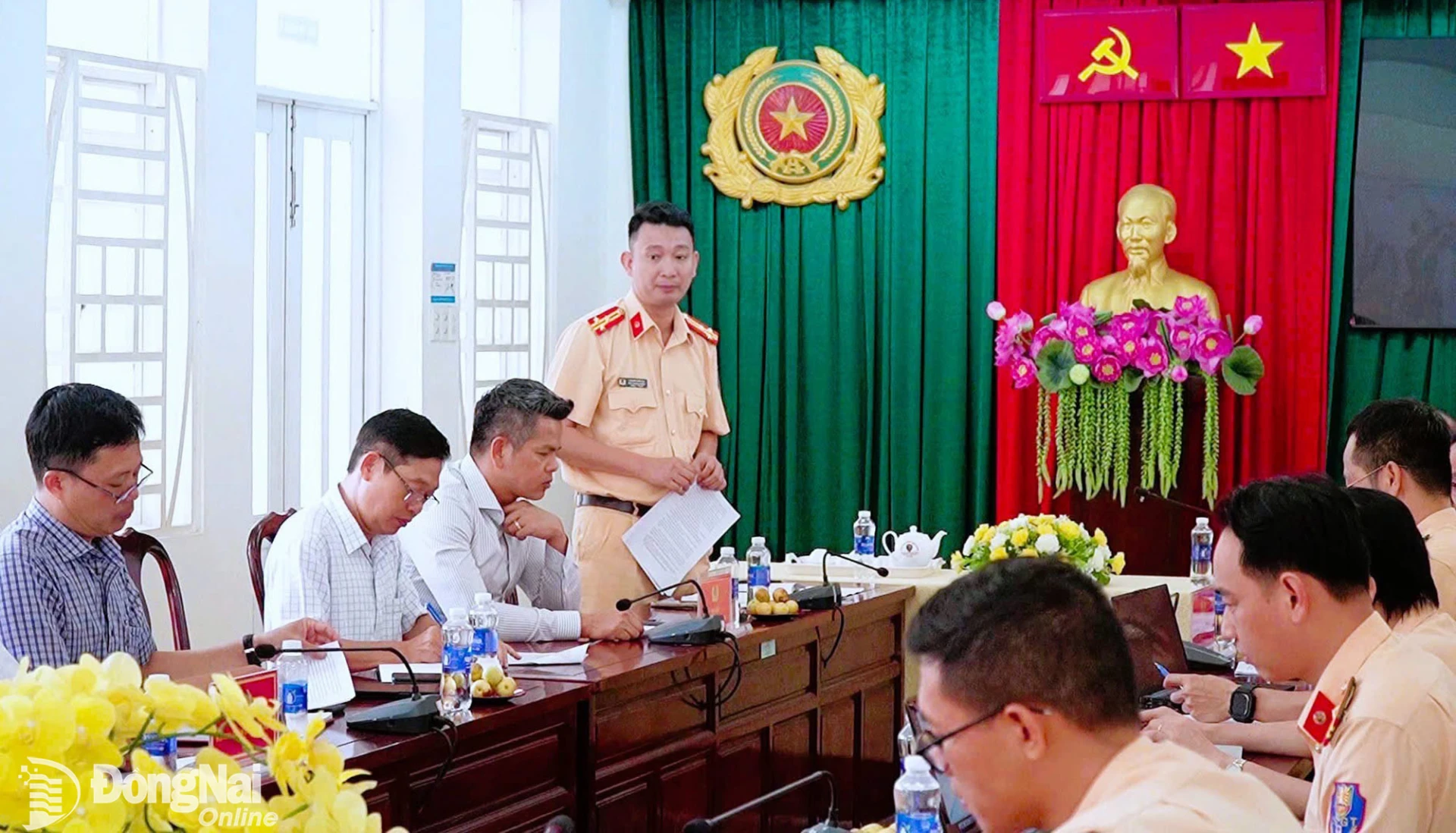 Buổi làm việc giữa Cục Cảnh sát giao thông cùng các đơn vị liên quan tại Đồng Nai. Ảnh: Mộc Miên