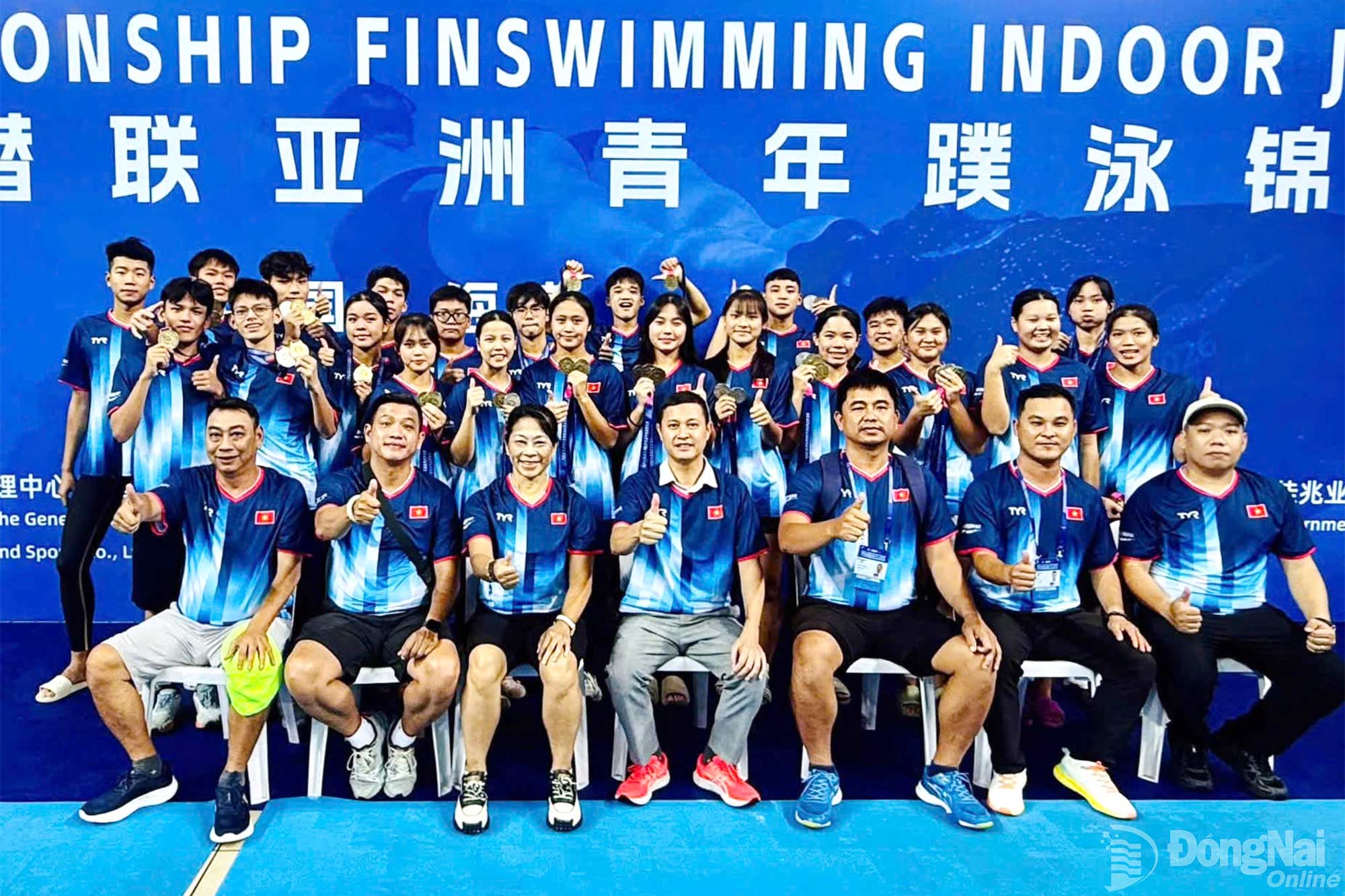 Members of Vietnam’s junior finswimming team at the 2026 Asian Junior Finswimming Championships. 


