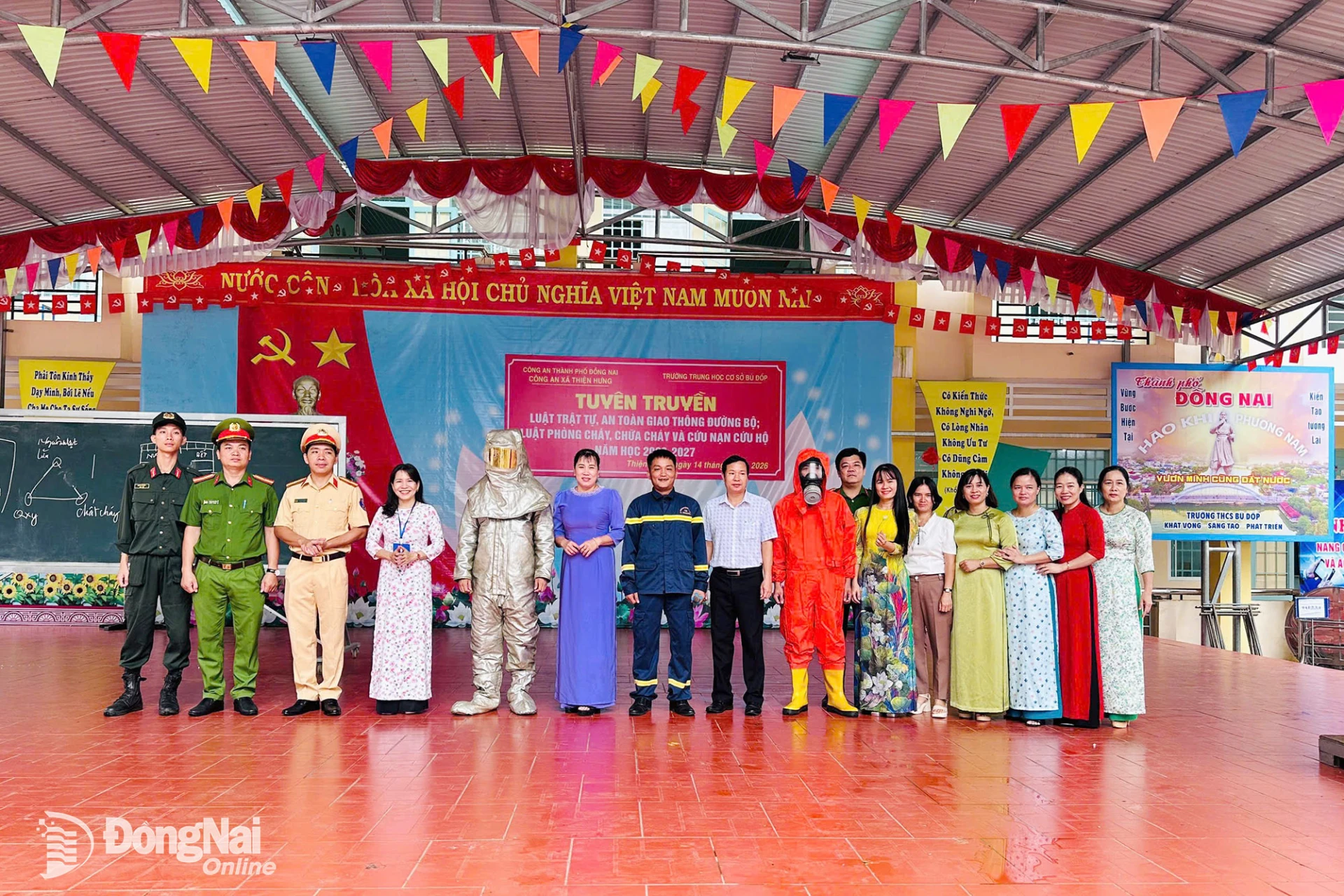 Hình ảnh tại buổi tuyên truyền.