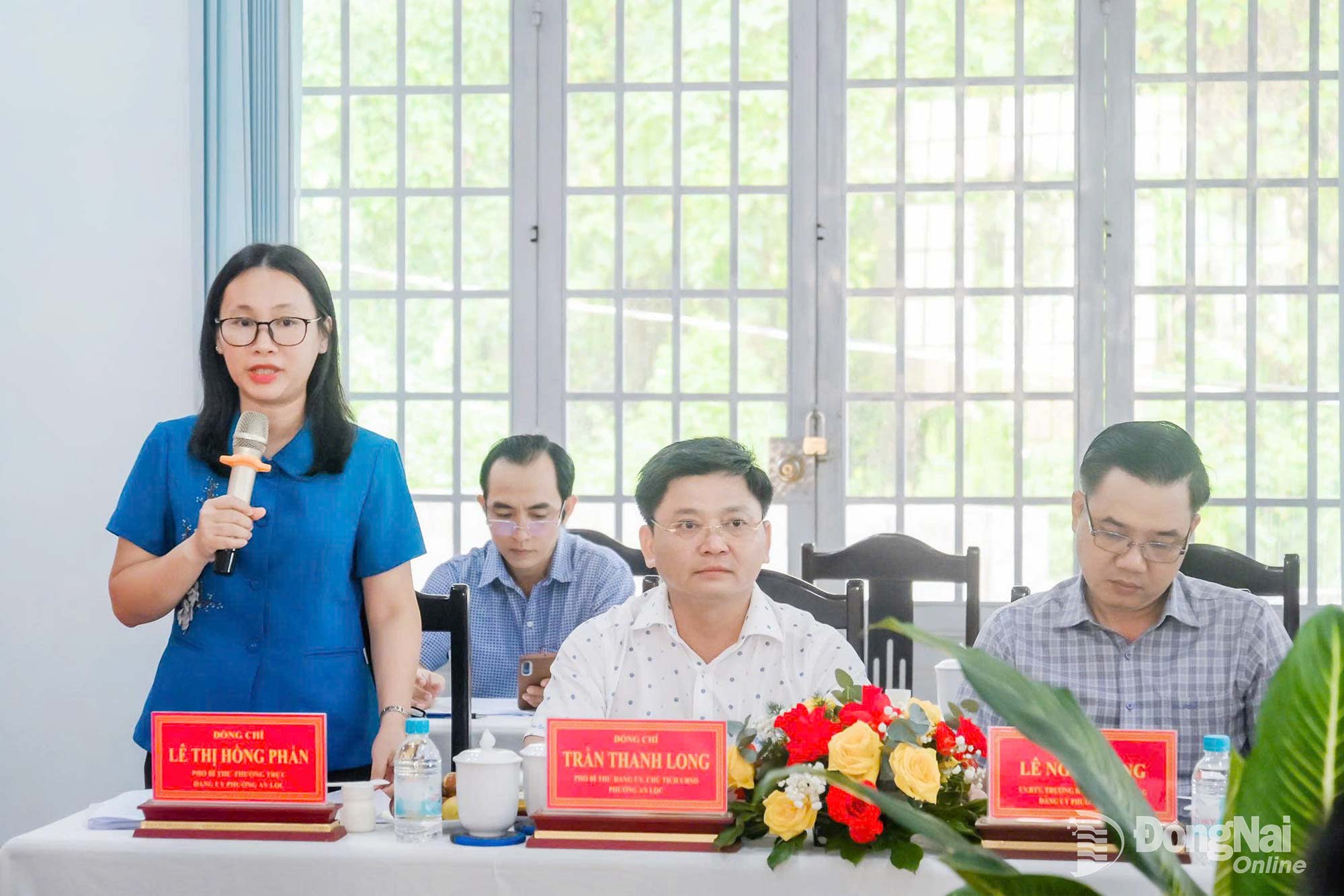 Các ý kiến trao đổi tại buổi làm việc. Ảnh: Mỹ Duyên