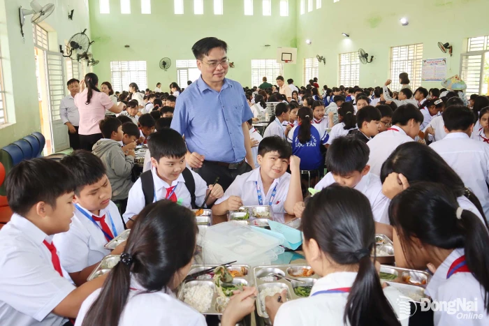 Để phụ huynh yên tâm về bữa ăn bán trú