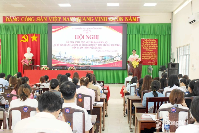 Đối thoại với doanh nghiệp về lao động, việc làm và an toàn lao động