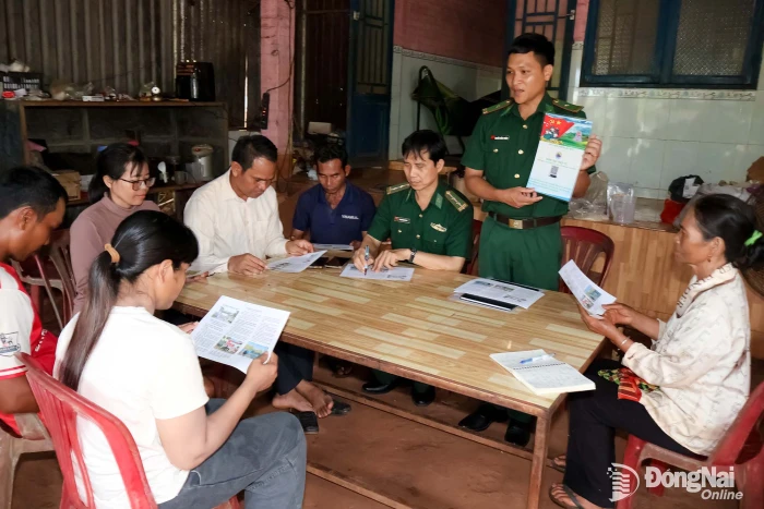 Cầu nối vững chắc ý đảng - lòng dân (Bài cuối)