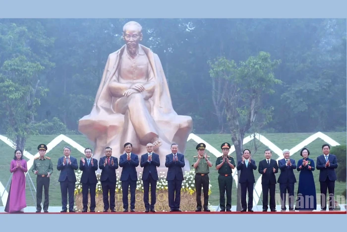 Tổng Bí thư, Chủ tịch nước Tô Lâm dự Lễ kỷ niệm 72 năm Ngày Bác Hồ về thăm Đền Hùng