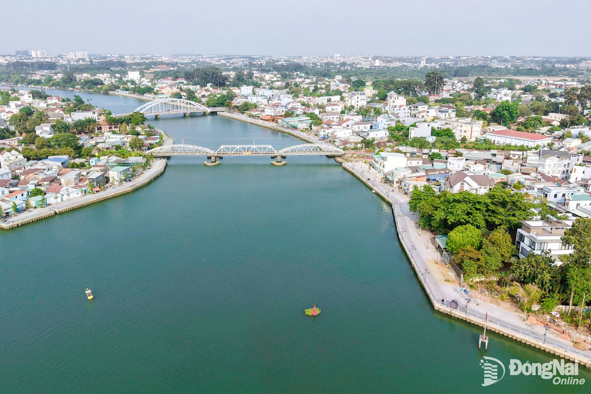Một góc đô thị phường Trấn Biên.