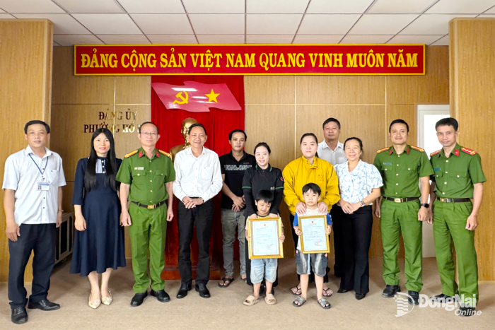 Giải quyết giấy tờ hộ tịch cho nhóm dân cư yếu thế tại phường Hố Nai