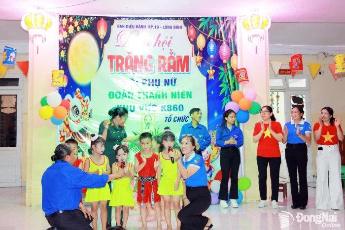 Lan tỏa điển hình học tập và thực hành theo gương Bác