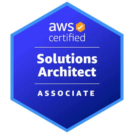 AWS Solutions Architect là một trong những chứng chỉ đóng vai trò cốt lõi khi vừa am hiểu kỹ thuật, vừa biết thiết kế giải pháp tối ưu cho doanh nghiệp.