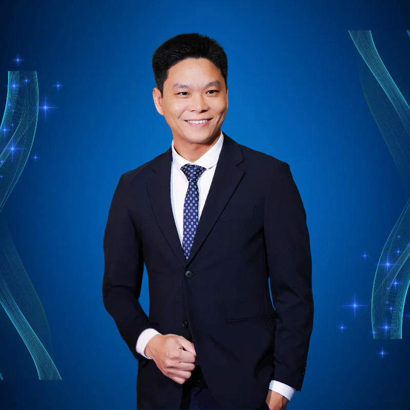 Ông Nguyễn Đăng Hiển - Giám đốc Eduzone, người có kinh nghiệm tư vấn du học quốc tế từ 2002.