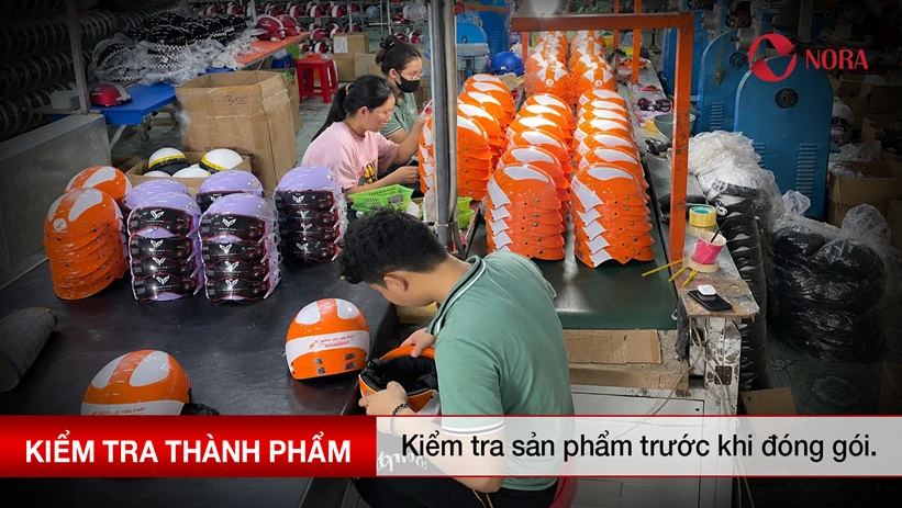 Thành phẩm được kiểm tra về ngoại quan, logo và các chi tiết lắp ráp trước khi đóng gói.