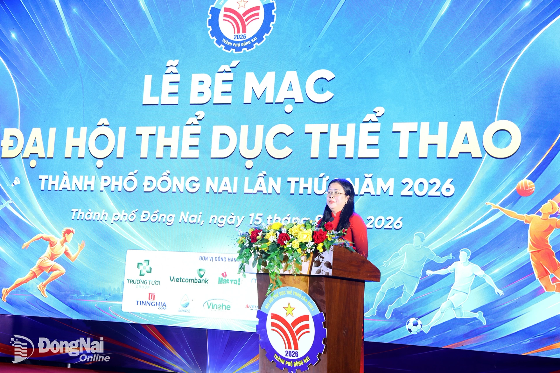 Le Thi Ngoc Loan, Member of the City Party Committee, Director of the Department of Culture, Sports and Tourism, Standing Deputy Head of the Steering Committee for the 1st Dong Nai City Sports Festival, launches an emulation campaign to prepare for the 10th National Sports Festival 2026. Photo: Huy Anh

