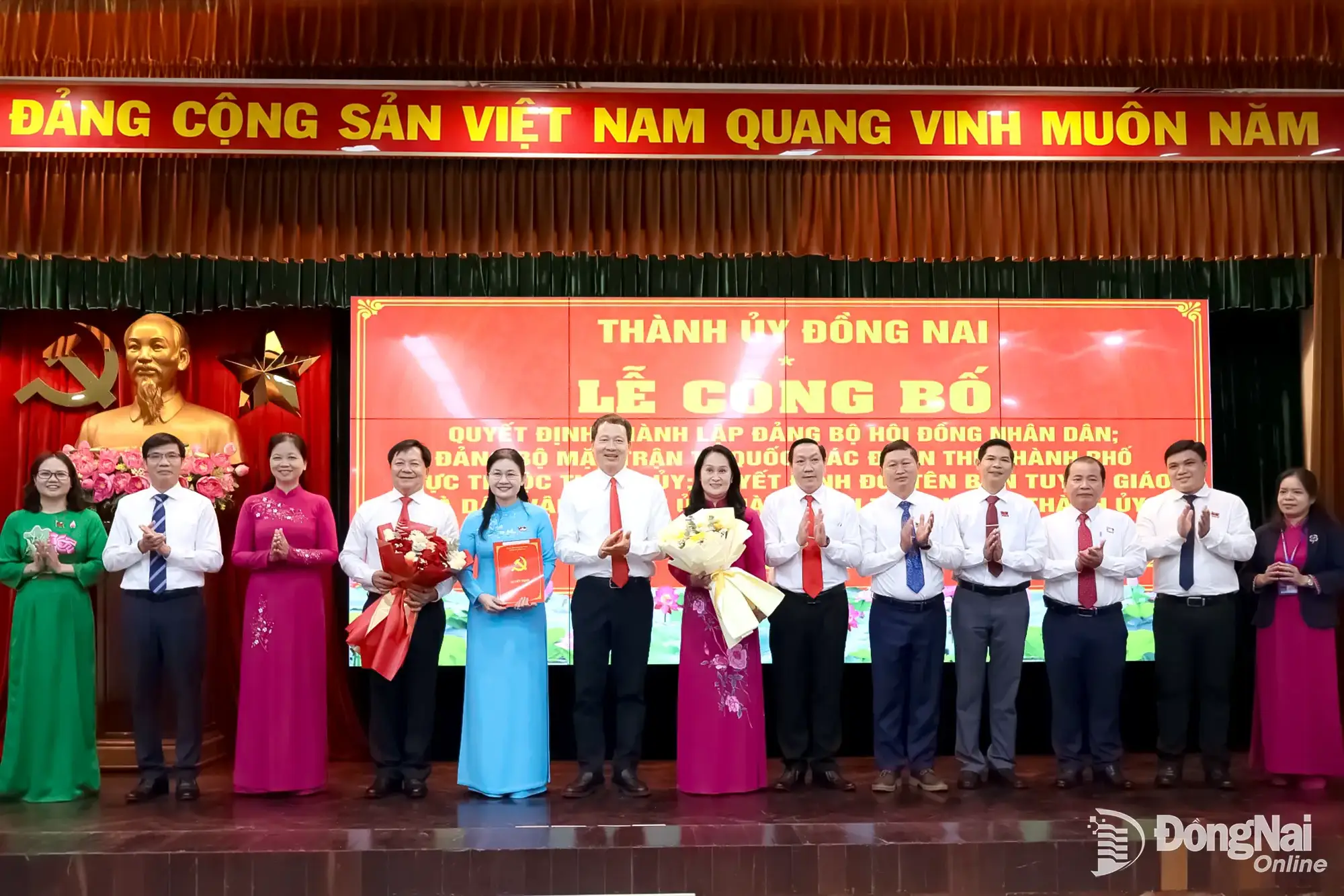 Đồng Nai công bố quyết định thành lập Đảng bộ HĐND, Đảng bộ MTTQ, các đoàn thể thành phố và đổi tên Ban Tuyên giáo và Dân vận Thành ủy