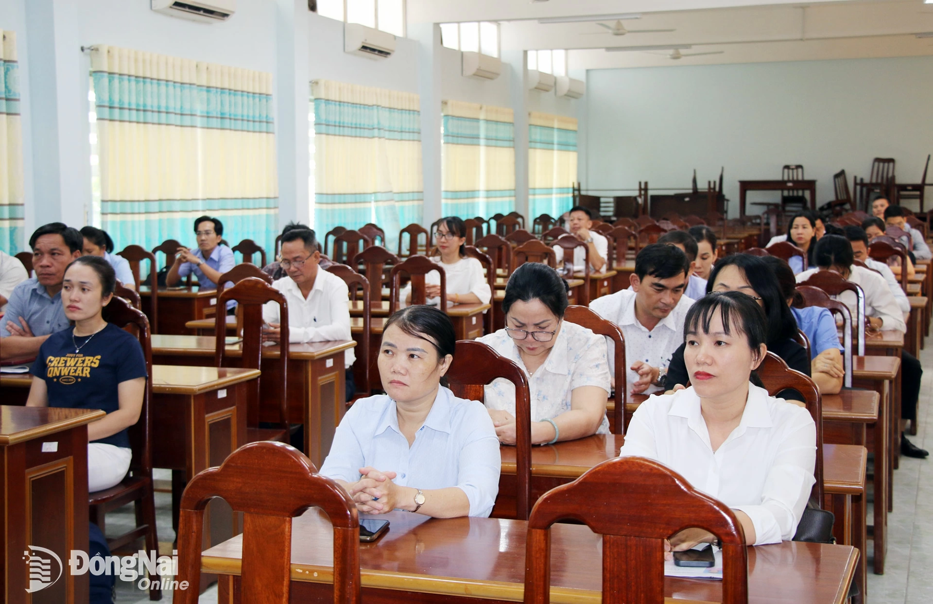 Các học viên tham gia lớp bồi dưỡng. Ảnh: Hải Quân