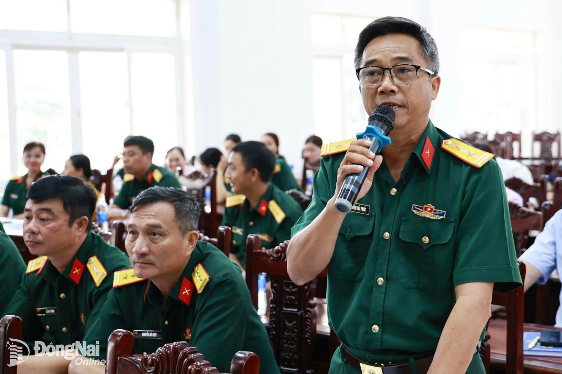 Đại diện Đội Sản xuất 4 kiến nghị, đề xuất các giải pháp nhằm đẩy nhanh tiến độ trồng mới, trồng dặm, tiết giảm chi phí sản xuất.