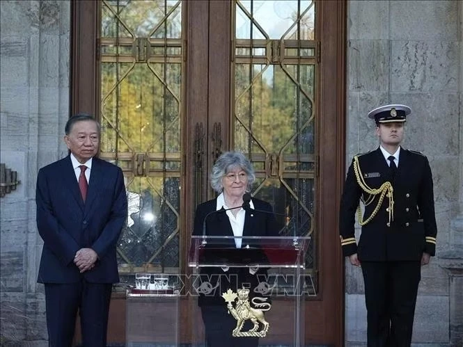 Tổng Bí thư, Chủ tịch nước Tô Lâm và Toàn quyền Canada Louise Arbour họp báo. Ảnh: Thống Nhất/TTXVN

