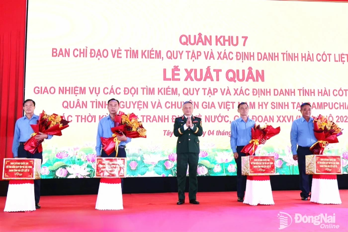 Xuất quân làm nhiệm vụ tìm kiếm, quy tập hài cốt liệt sĩ tại Campuchia