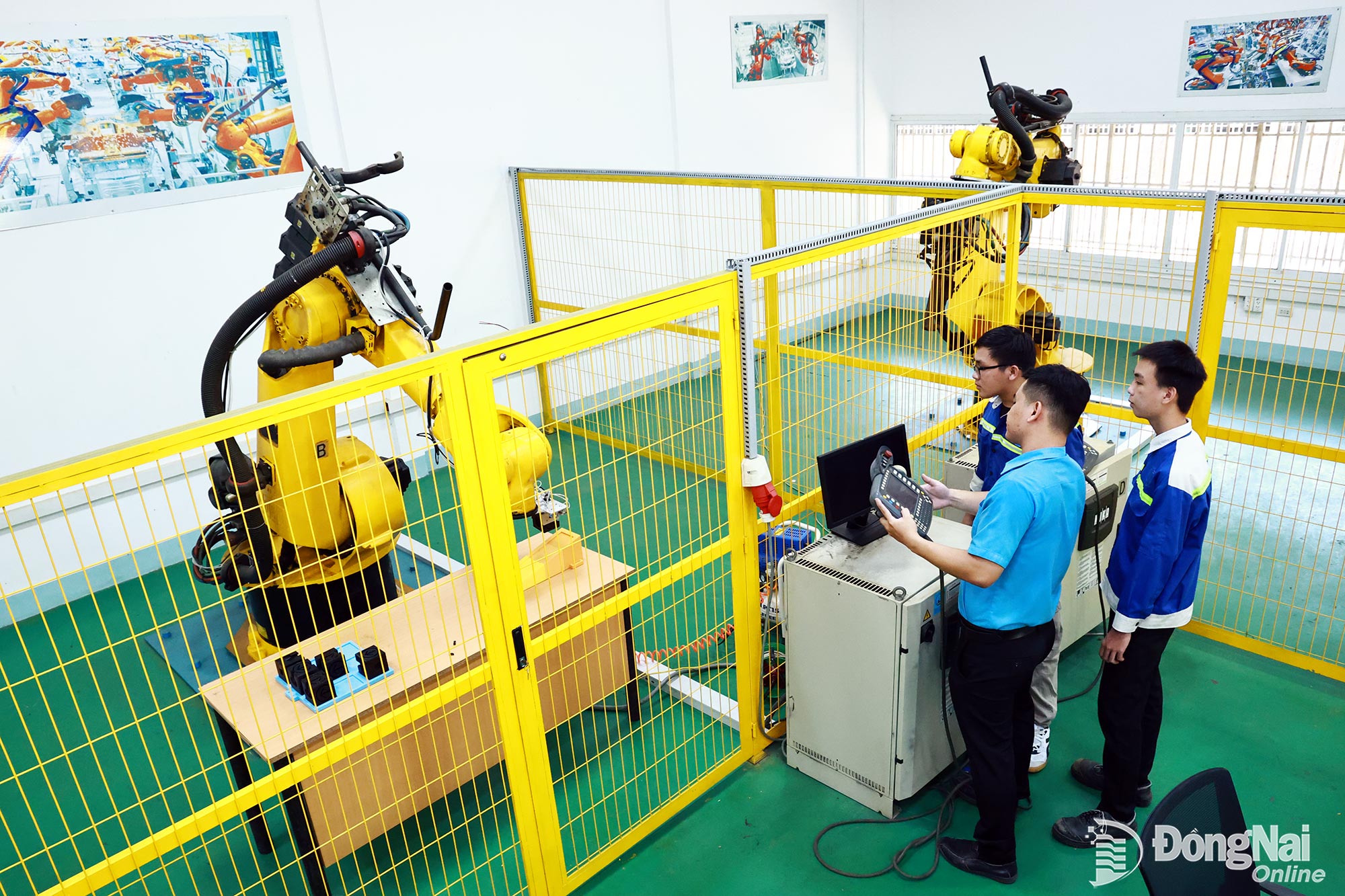 Sinh viên Trường cao đẳng Công nghệ quốc tế Lilama 2 (xã Long Phước) được học nghề trình độ quốc tế.