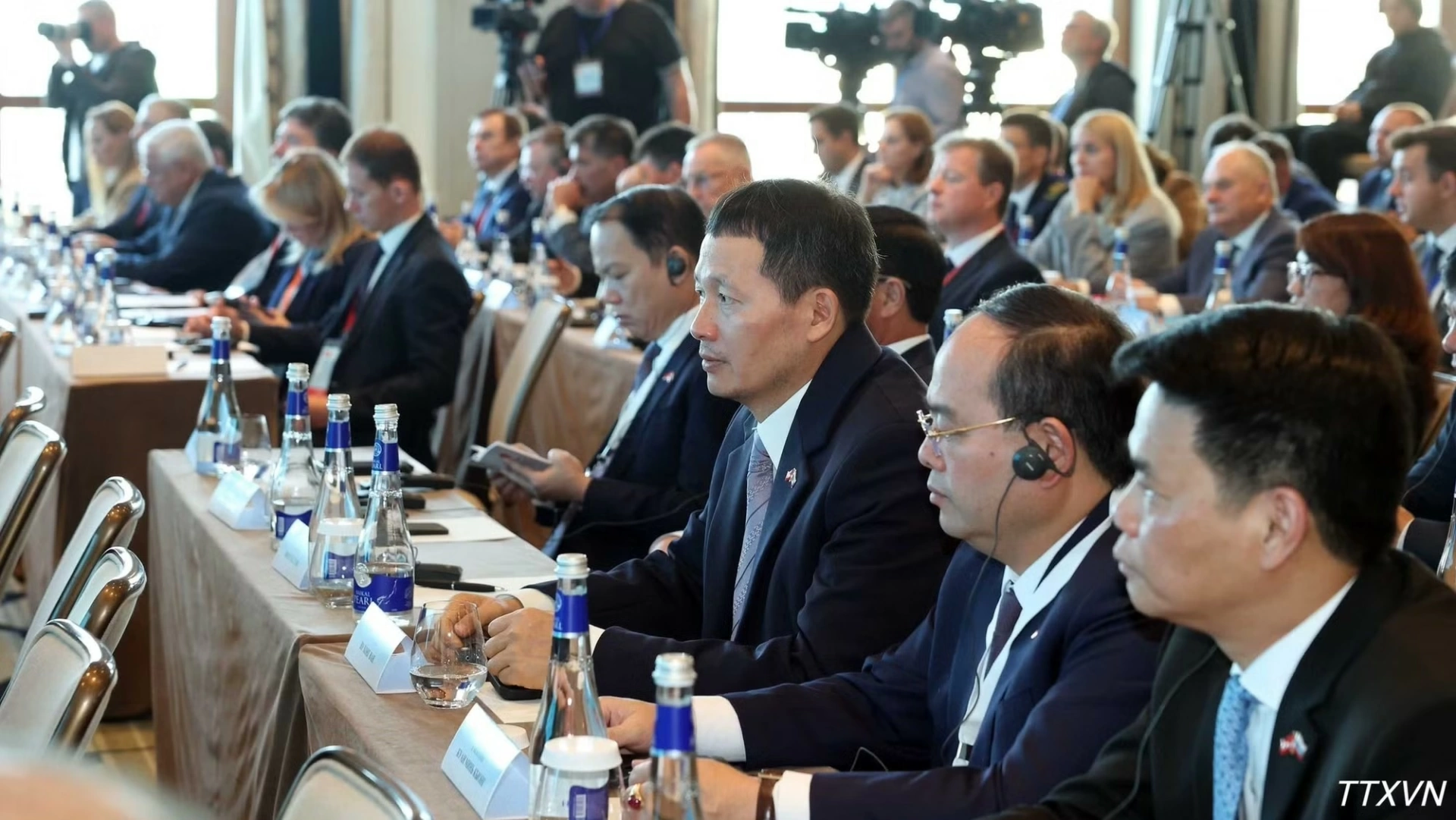Các đại biểu tham dự Diễn đàn Khoa học và Công nghệ Việt Nam-Liên bang Nga. (Ảnh: Thống Nhất/TTXVN)
