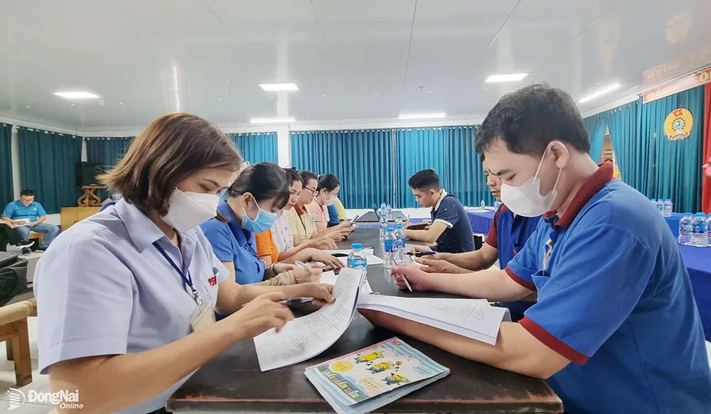 Khảo sát tình hình việc làm, đời sống, tâm tư, nguyện vọng công nhân lao động