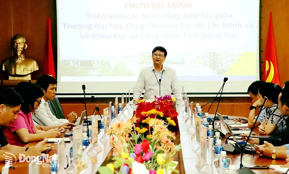 TS Thái Doãn Thanh, Phó hiệu trưởng Trường đại học Công thương TP.HCM phát biểu tại buổi làm việc (ảnh: Thảo Quế)