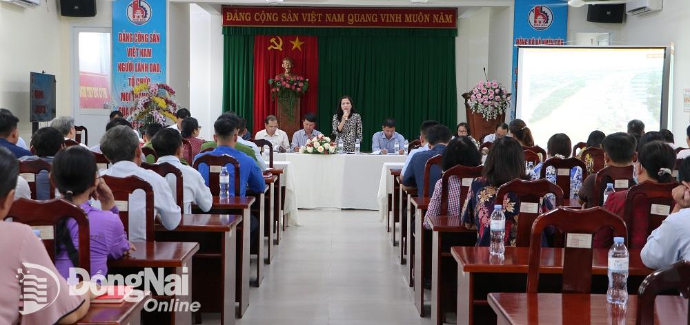 Bà Nguyễn Ngọc Liên, Phó chủ tịch UBND TP.Biên Hòa phát biểu tại buổi gặp gỡ. Ảnh: Phạm Tùng