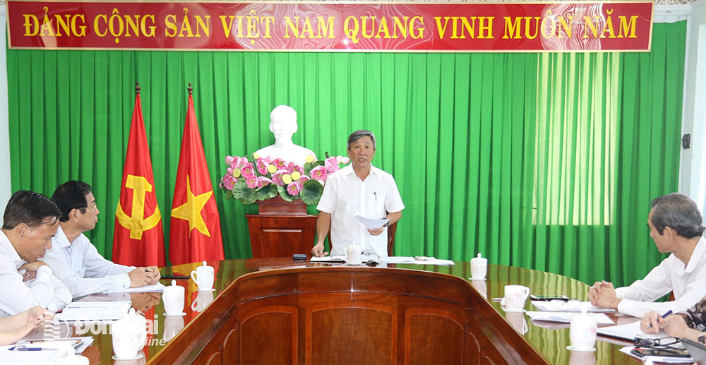 Phó bí thư Thường trực Tỉnh ủy Hồ Thanh Sơn phát biểu tại buổi làm việc với Đảng đoàn MTTQ Việt Nam tỉnh 