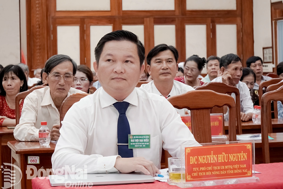 Member of the Provincial Party Committee (PPC), Vice Chairman of the Vietnam Fatherland Front (VFF) Committee of Dong Nai province and Chairman of Dong Nai Farmers’ Association Nguyen Huu Nguyen attends the event. Photo: Vu Nguyen