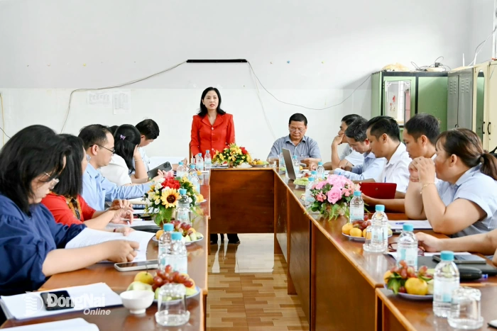 Ban Văn hóa - Xã hội HĐND tỉnh Đồng Nai khảo sát tại Trung tâm Bảo trợ xã hội Bình Phước