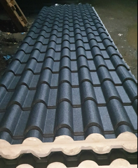 Tôn xốp giả ngói. Ảnh: Thép SATA