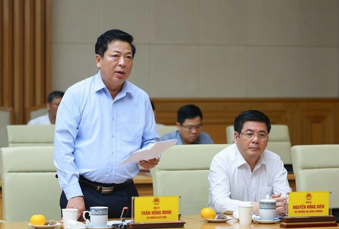 Minister of Construction Tran Hong Minh speaking at the conference (Photo: VNA)