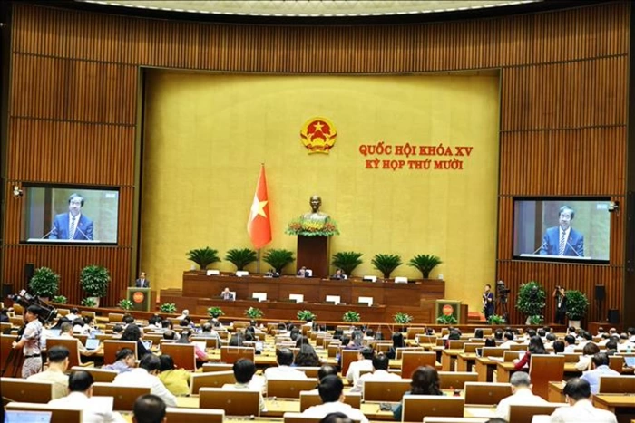 Kỳ họp thứ 10, Quốc hội khóa XV: Kỳ họp thứ 10, Quốc hội khóa XV: Hoàn thiện hệ thống pháp luật, xây dựng nền giáo dục Việt Nam mở, thực học, thực nghiệp